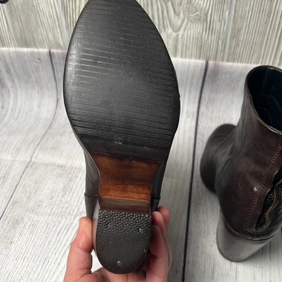 RAG & BONE Newbury Brown Leather Block Heel Ankle Bootie size 38/ 8 - Picture 6 of 9